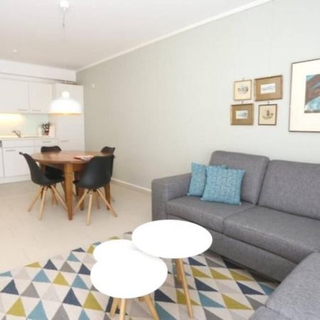 Large Family Retro Flat In City Center- Large Terrace & Garden View, Free Parking Luxemburg Exteriör bild
