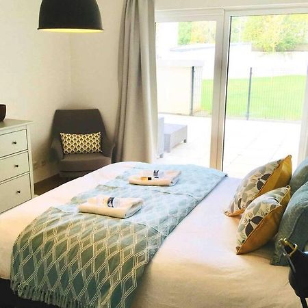 Large Family Retro Flat In City Center- Large Terrace & Garden View, Free Parking Luxemburg Exteriör bild
