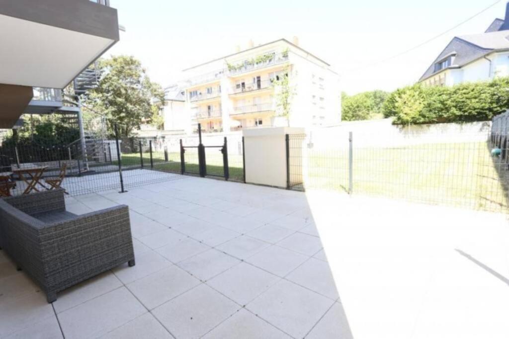 Large Family Retro Flat In City Center- Large Terrace & Garden View, Free Parking Luxemburg Exteriör bild